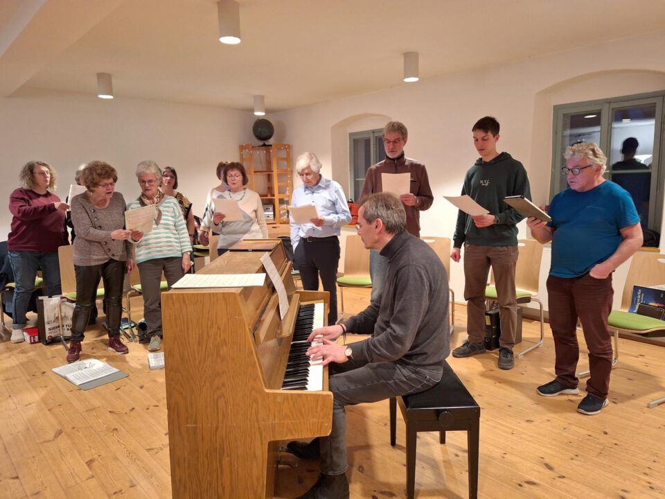 Unser Altistinnen und Männerstimmen